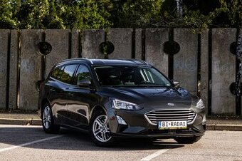 Ford Focus Kombi 1.0 / Nový motor / Výborný stav /