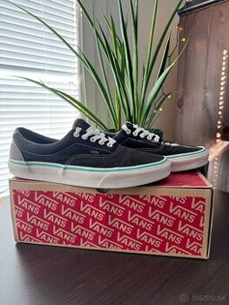 Vans Tenisky - 44