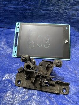 ZAMOK PREDNEJ KAPOTY SKODA FABIA 1