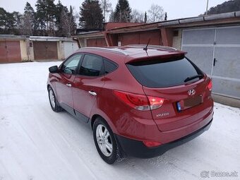 HYUNDAI IX35 2.0 CRDI 4X4 1.MAJITEL SR