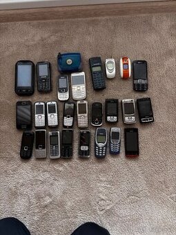 Staré mobilné telefóny