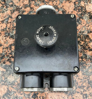 Retro Vypinac 220/400V