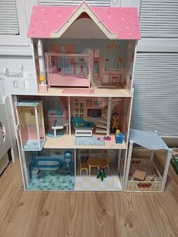 Predáme domček pre bábiky Woody