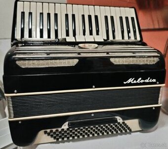 Akordeon Harmonika Lignatone Melodia