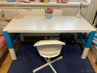 Stol PAHL so stoličkou LOBERGET/SIBBEN