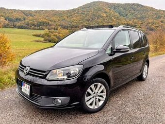 Volkswagen Touran STYLE 2.0 TDI 103kw DSG, 7 miest, ťažné