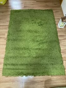 Zelený koberec
