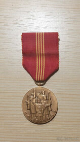 Medaila, 40. výročie oslobodenia Československa - 1