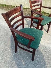 Predám masívne stoličky, cena za obe 40 eur - 1