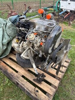 Nissan Patrol y61 2.8td 95kw motor