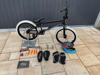 Pream Wethepeople BMX Nova 20 matná čierna