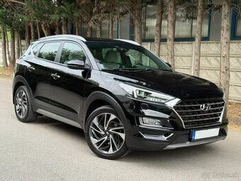 HYUNDAI TUCSON 1.6 CRDI PREMIUM A/T / 1.MAJITEĽ / SK AUTO