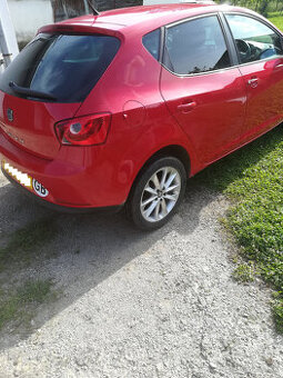 kufor, piate dvere, dvere, seat ibiza