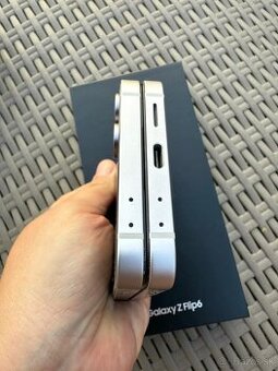 Samsung Galaxy Z FLIP 6 Top stav