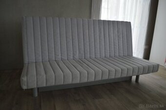 Rozkladacia pohovka/ gauč - 1