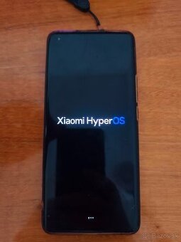 Predám Xiaomi Mi11 5G – 256GB, AMOLED