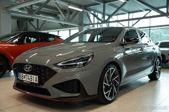 Hyundai i30 Fastback 1.5 T-GDi iMT N Line FABRICKÁ Z.2028