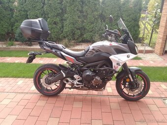 Yamaha tracer 900