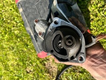 Predám štartér Audi A4 B6 (2.0 benzín)