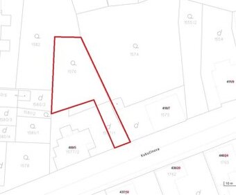 Predám pozemok v centre Šurian.