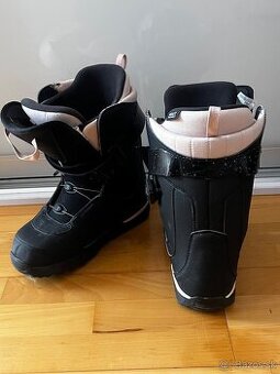 Predám Snowboardové topánky z Decathlonu