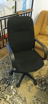 Kancelárska stolička