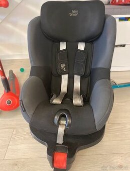 britax dualfix m-size