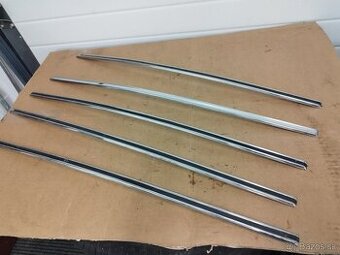 Škoda 100 lišta přední čelo nova