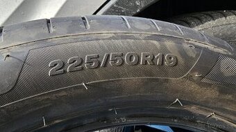 Bridgestone Turanza 6 225/50 R19 96V