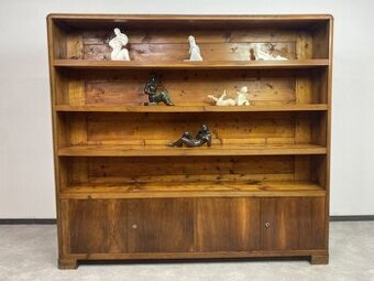 Veľká art deco knihovňa