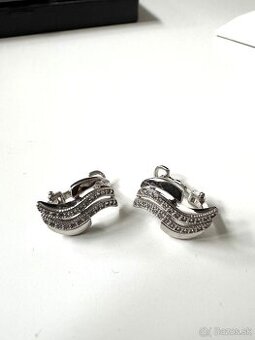 Zlaté náušnice 585