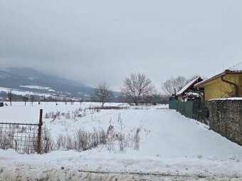 PREDAJ -Pozemok vhodný na výstavbu rodinného domu – FINTICE