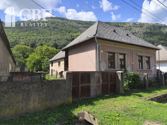 Rodinný dom na predaj v Slavci