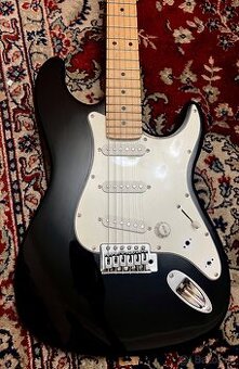 Behringer Elektrická Gitara Stratocaster