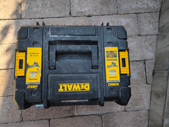 DEWALT  DCG405  Aku uhlová brúska 125mm 1kW