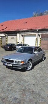 BMW e38 728i manuál