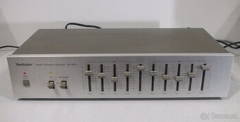 Equalizer 2x5 pasmovy strieborny TECHNICS SH8010, vyr. JAPAN