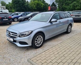MERCEDES-BENZ C TRIEDA KOMBI 200 D
