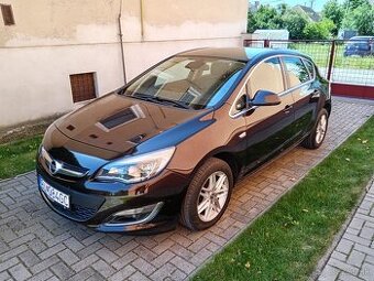 Opel astra J 1.7cdti
