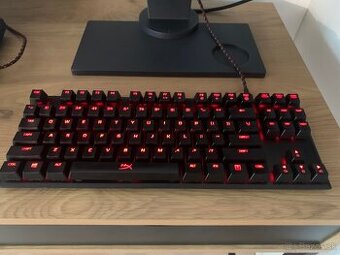 Mechanická HyperX Alloy FPS (Red switch) – výborný stav