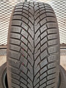 4x Continental 225/50 R17 98H Zimné pneumatiky.