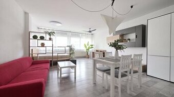 VELKOMETRÁŽNY 1 IZB.AP.BYT-TRNAVSKÁ CESTA,RUŽINOV,BRATISLAVA