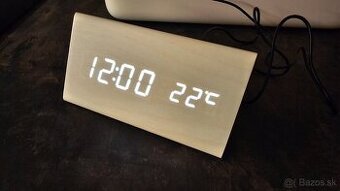 Drevené stolové hodinky - budík REZERVOVANE