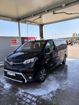 Toyota Pro ACE verso