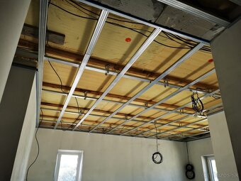 PUR/PIR panel hr11cm 11,50,-m2 bez plechu,16,-m2 s plechom,