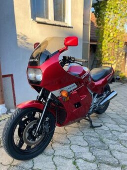 Honda vf 1000 f2