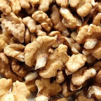 Orechy, sušené ovocie, zrníčka