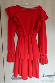 Červené šaty - 1