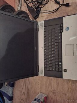 Fujitsu esprimo mobile v6555