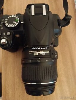Nicon D 3100